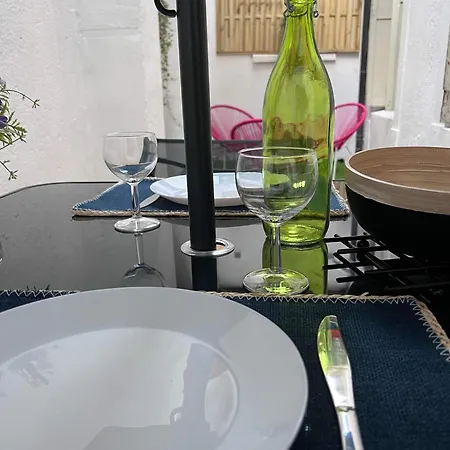 Climatise Aux Pieds De La Cite Apartment