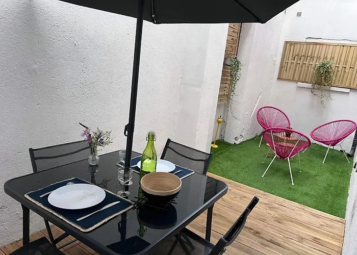 Climatise Aux Pieds De La Cite Carcassonne