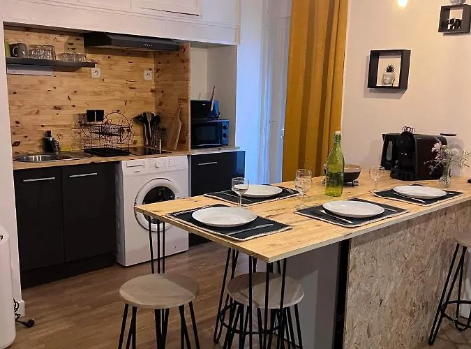 Climatise Aux Pieds De La Cite